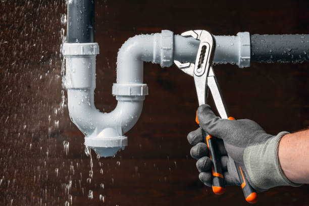 Professional Leak Detection technician working in Marlboro, NY